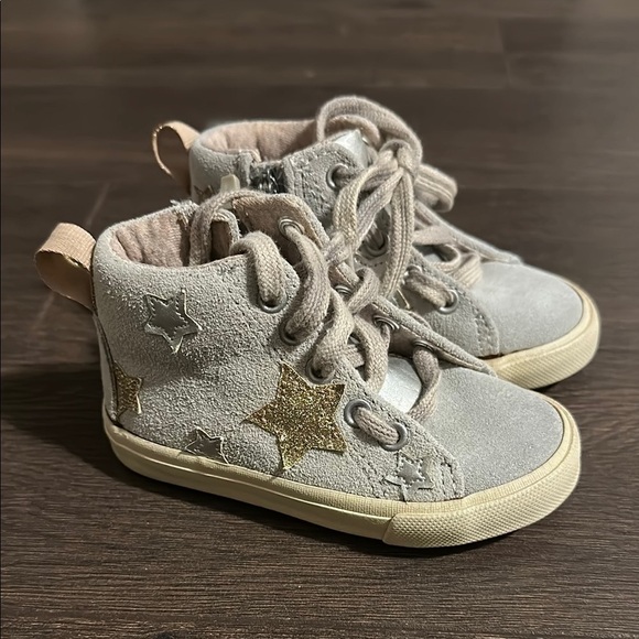 Zara Other - Zara toddler sneakers suede high tops size 20